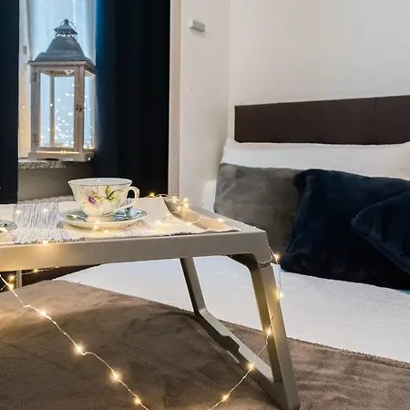 & Smile By Rent Como