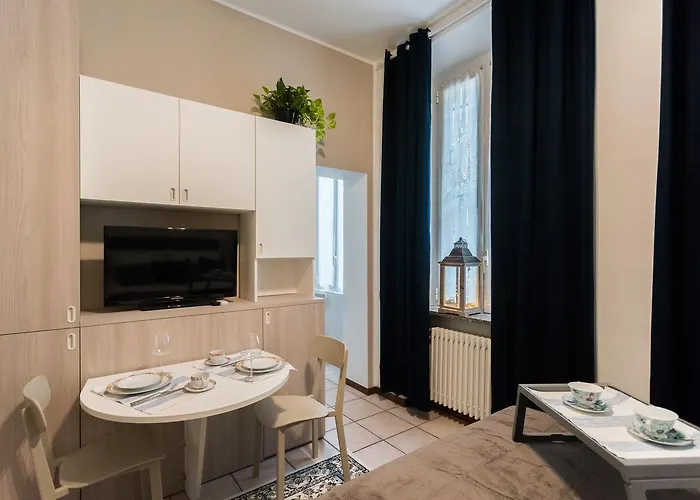 & Smile By Rent Комо